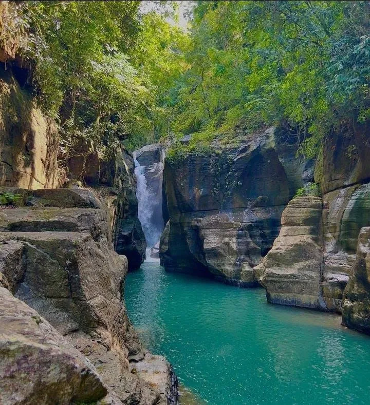 The turquoise canyon river of Cunca Wulang